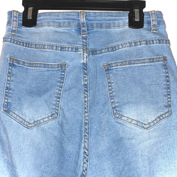 high waisted ripped jeans light washed - Picture 2 of 2